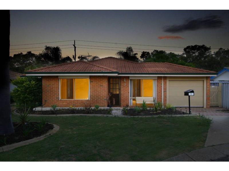 7 Graydon Gr, Leda WA 6170