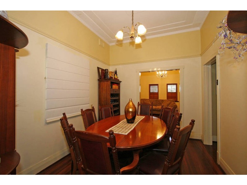 11 View Road, Mount Pleasant WA 6153