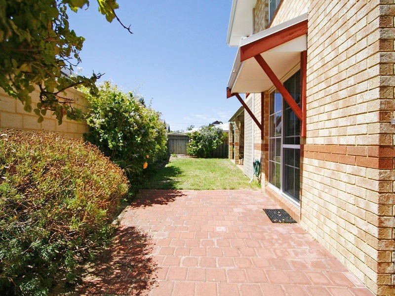 3/1 Cowan Street, Alfred Cove WA 6154