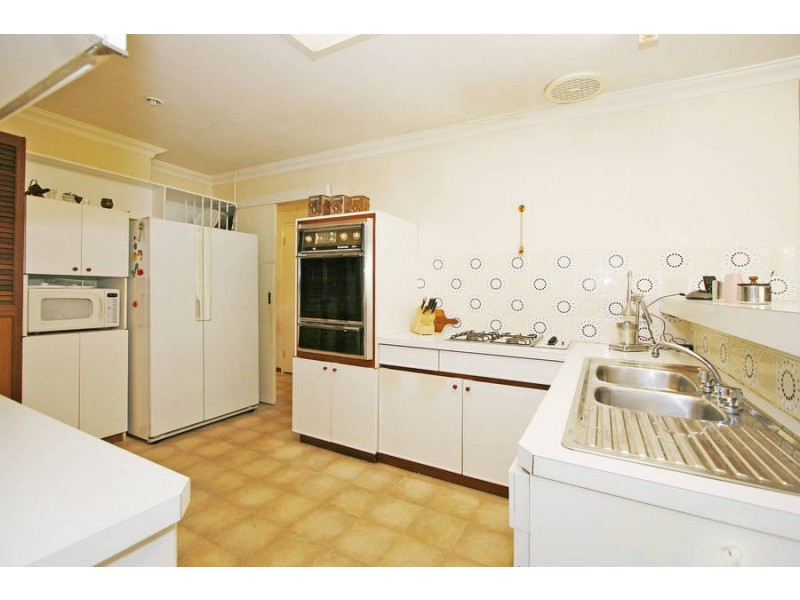 13 Allerton Way, Booragoon WA 6154
