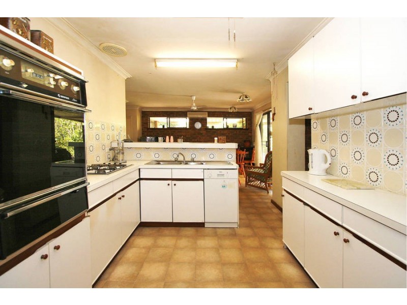 13 Allerton Way, Booragoon WA 6154