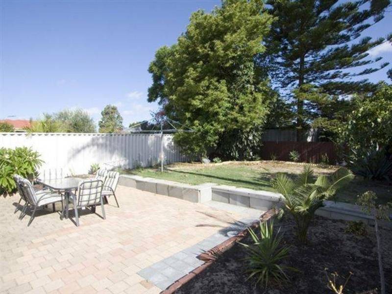 7A Fitzwater Way, Spearwood WA 6163