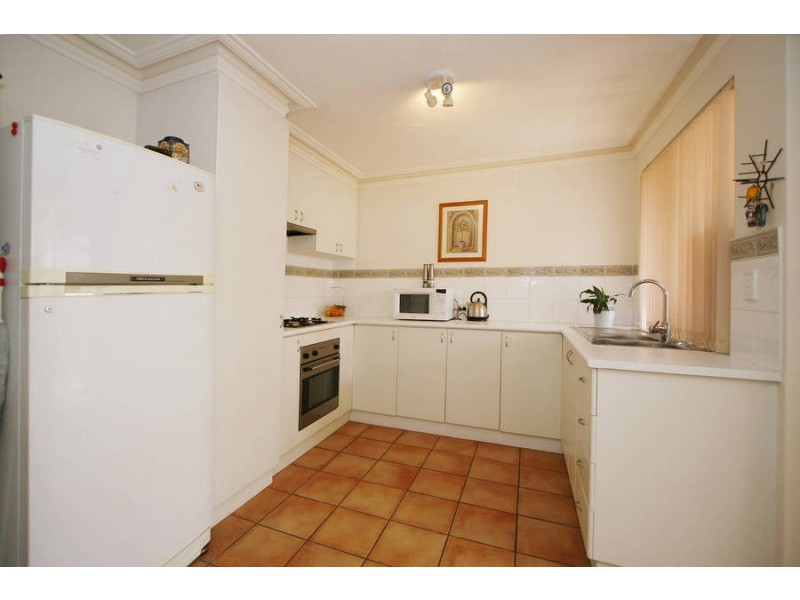 3/33 Paddington Crt, Bibra Lake WA 6163