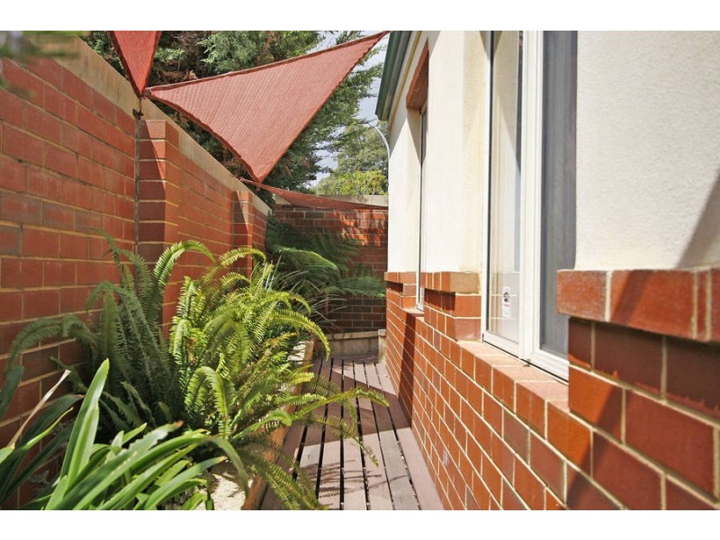 3/33 Paddington Crt, Bibra Lake WA 6163