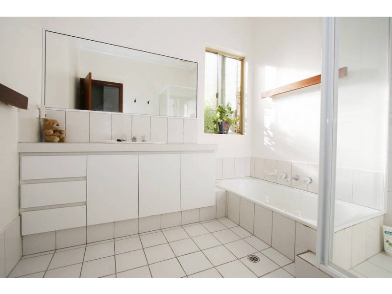 47 Tweeddale Road, Applecross WA 6153
