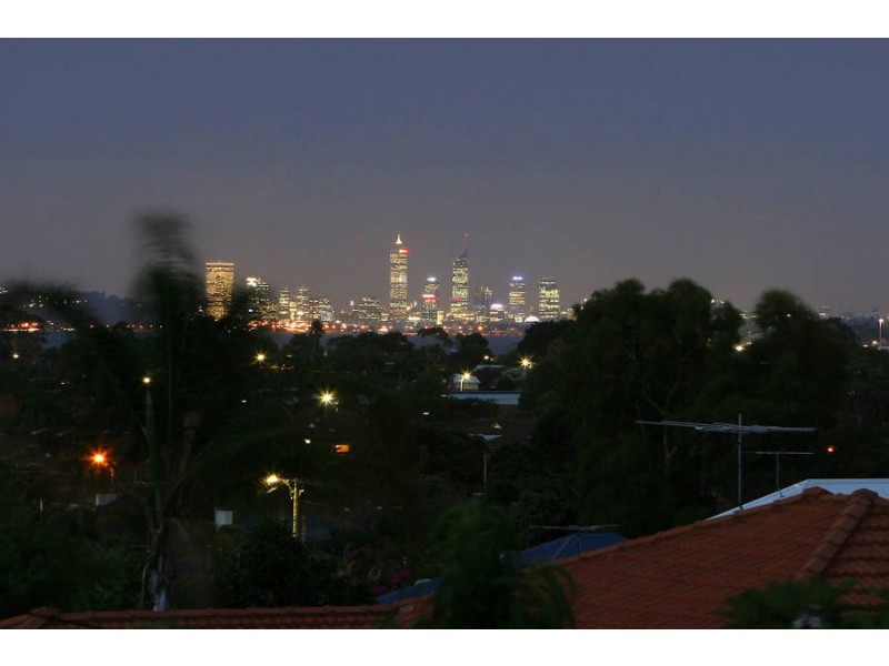 26 Joiner St, Melville WA 6156