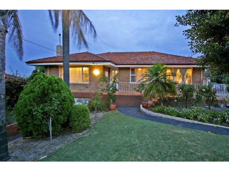 26 Joiner St, Melville WA 6156