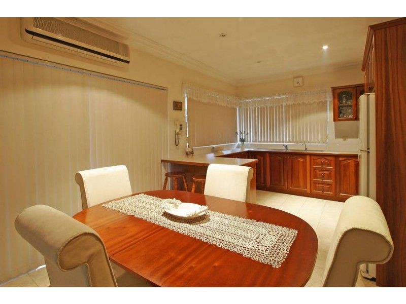 26 Joiner St, Melville WA 6156