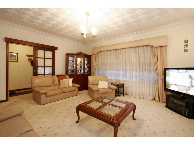 26 Joiner St, Melville WA 6156