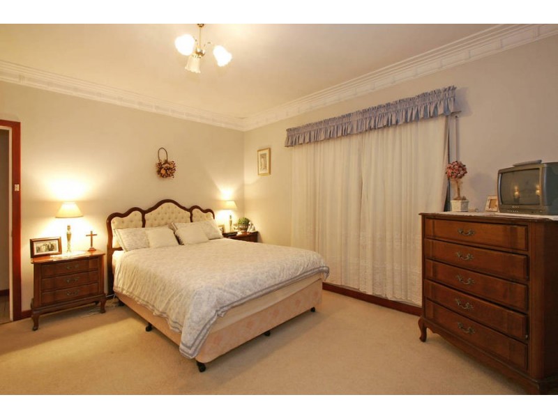 26 Joiner St, Melville WA 6156