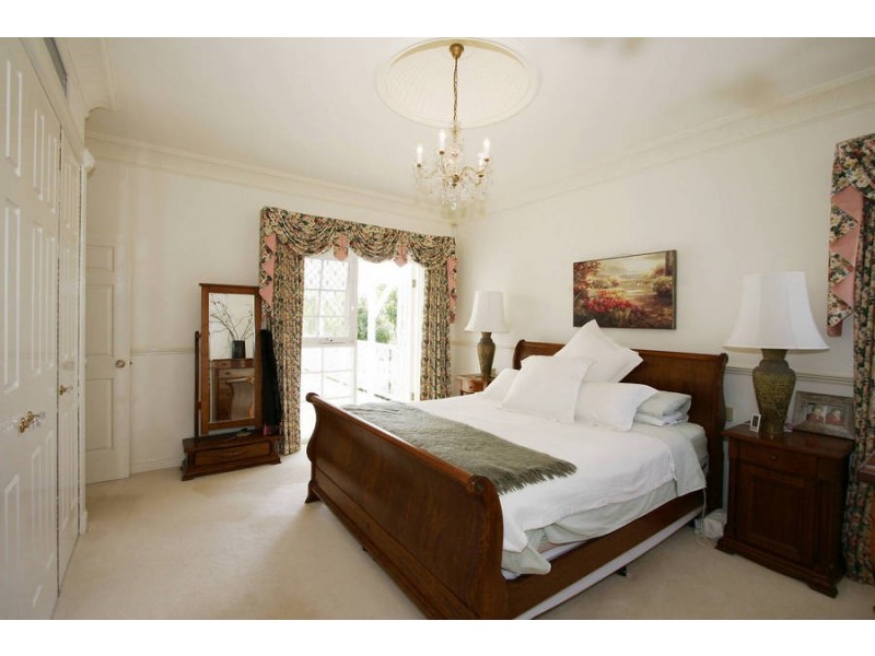 15 Baldwin Avenue, Mount Pleasant WA 6153