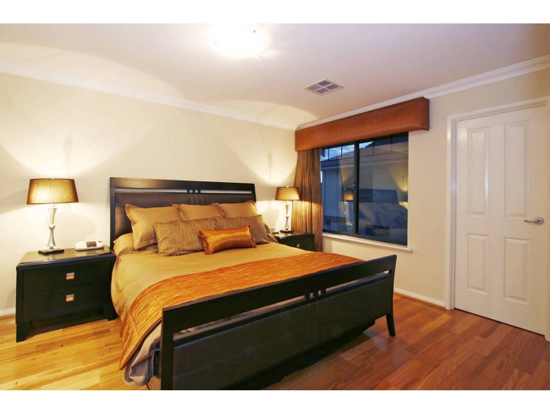 8/162 Stock Road, Attadale WA 6156