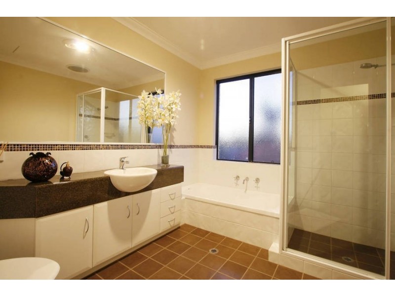 8/162 Stock Road, Attadale WA 6156