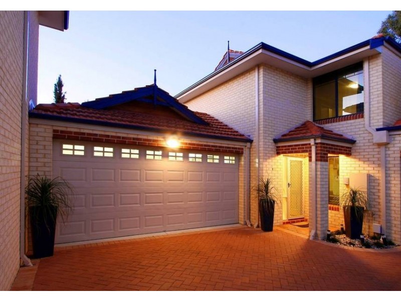 8/162 Stock Road, Attadale WA 6156