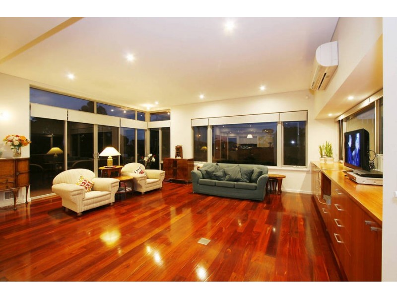37 Moreing Road, Attadale WA 6156