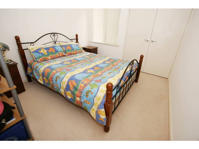 13/33 ( St Pauls Estate ) Paddington Court, Bibra Lake WA 6163