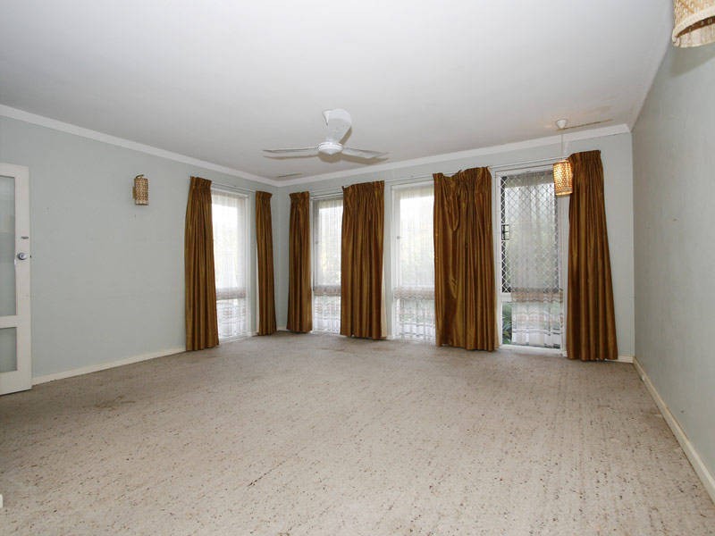 19 Boston Way, Booragoon WA 6154