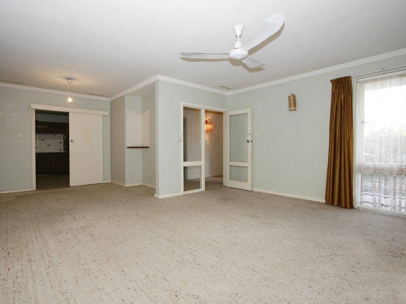 19 Boston Way, Booragoon WA 6154