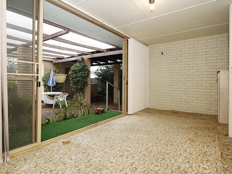 19 Boston Way, Booragoon WA 6154