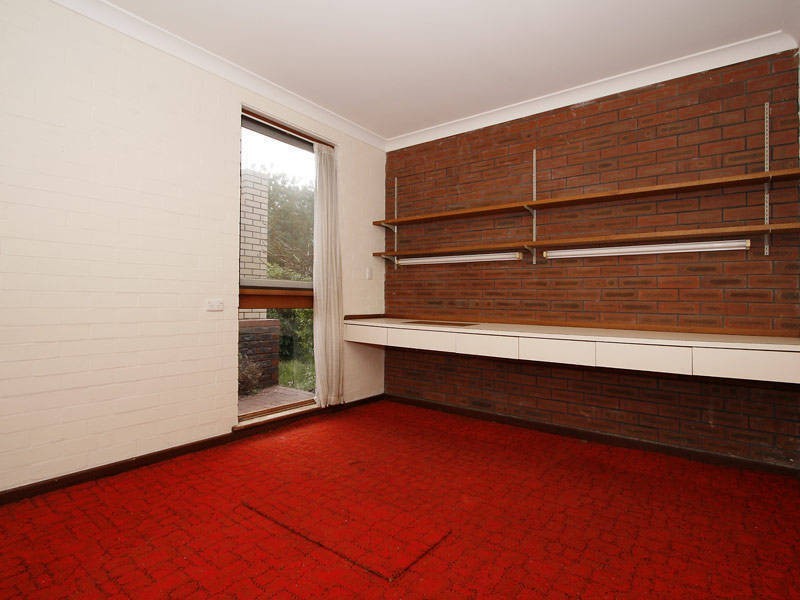 19 Boston Way, Booragoon WA 6154