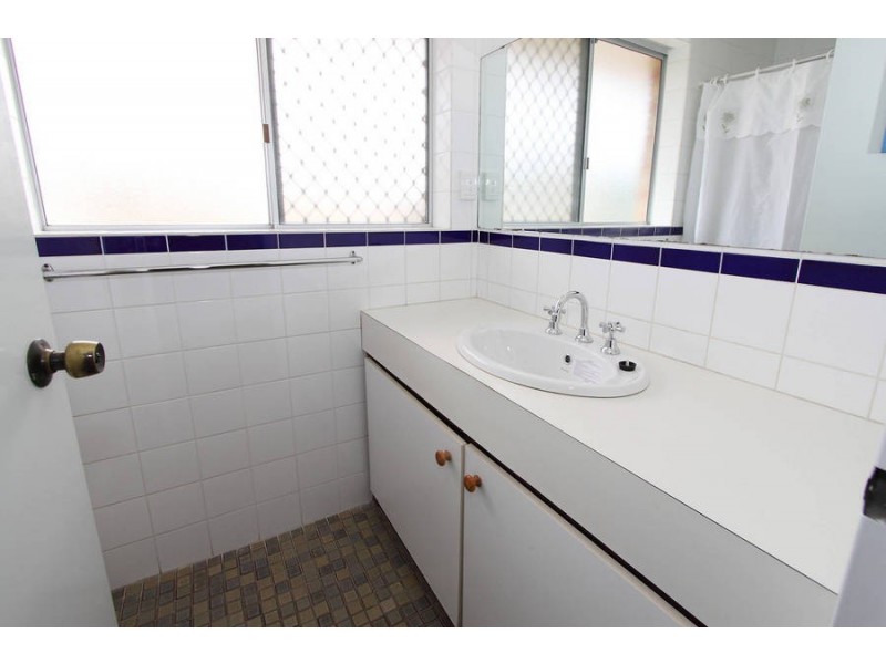 27B Collins Road, Willetton WA 6155