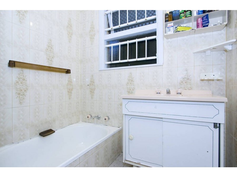 1 Juno Place, Coolbellup WA 6163