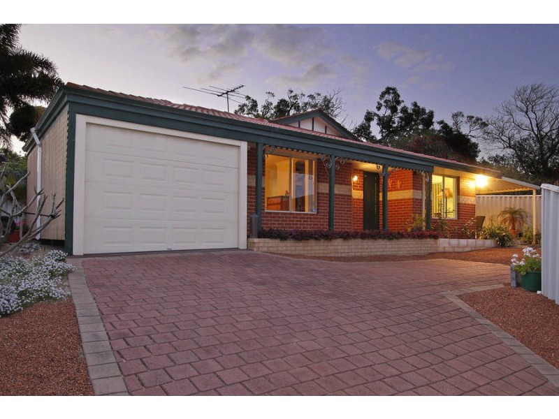 49a Williams Rd, Melville WA 6156