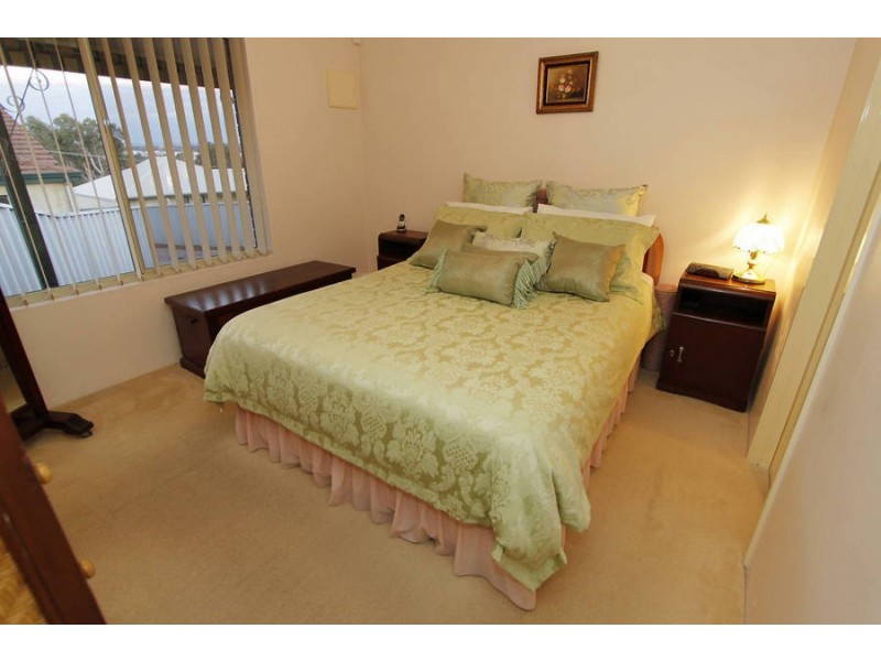 49a Williams Rd, Melville WA 6156