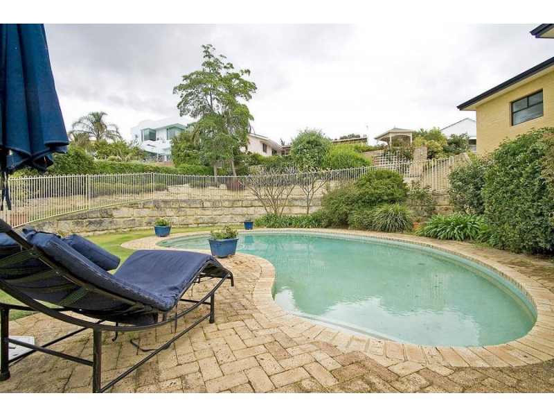 74 Bateman Road, Mount Pleasant WA 6153