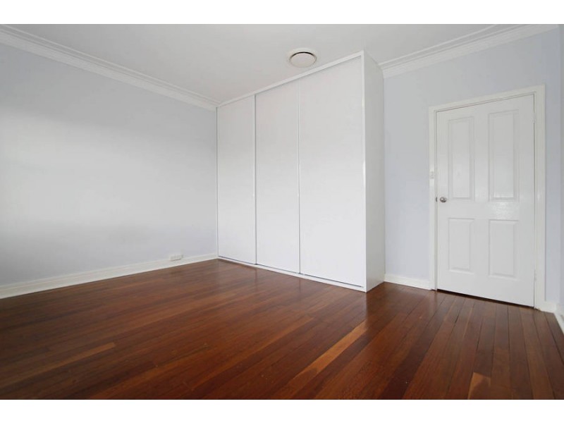 13 Sergeant Road, Melville WA 6156