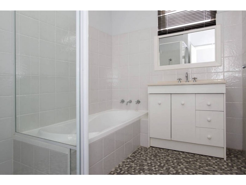 13 Sergeant Road, Melville WA 6156