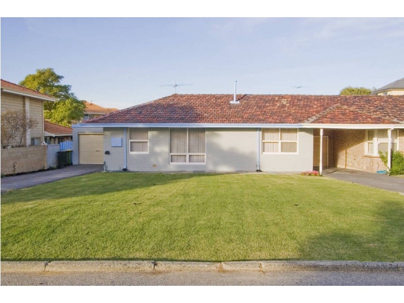 22 Cowrie Crescent, Mount Pleasant WA 6153