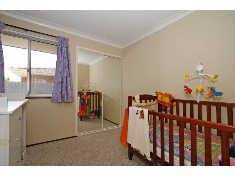 2/9 Hayle, Willetton WA 6155