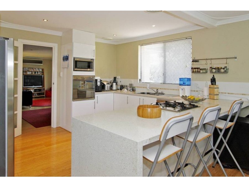 20 Langley Way, Booragoon WA 6154