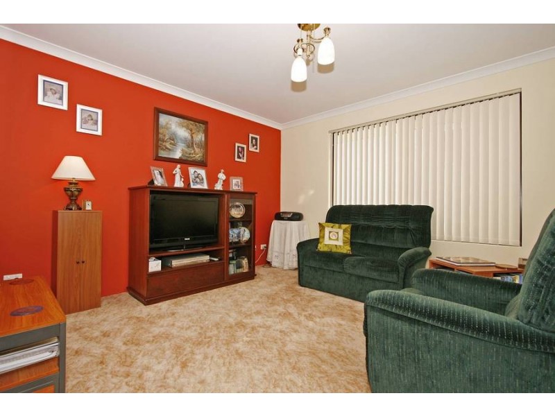5 Dorsal Bend, Hammond Park WA 6164
