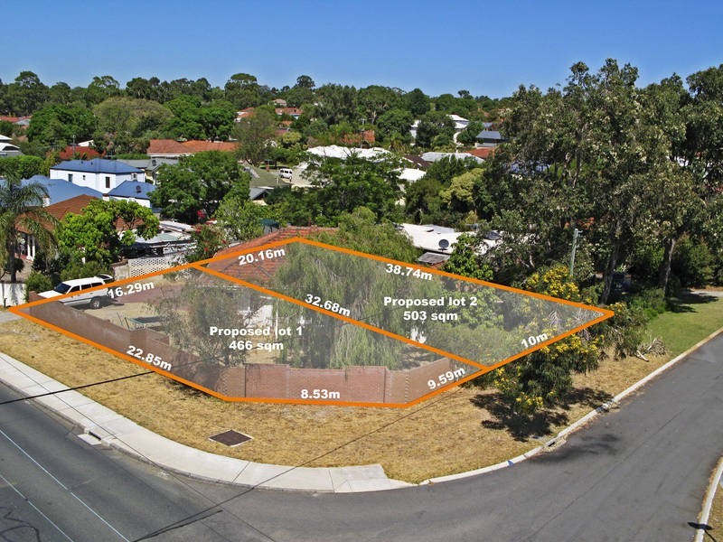 5 Rome Road, Melville WA 6156