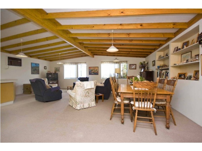 404 Marmion Street, Melville WA 6156