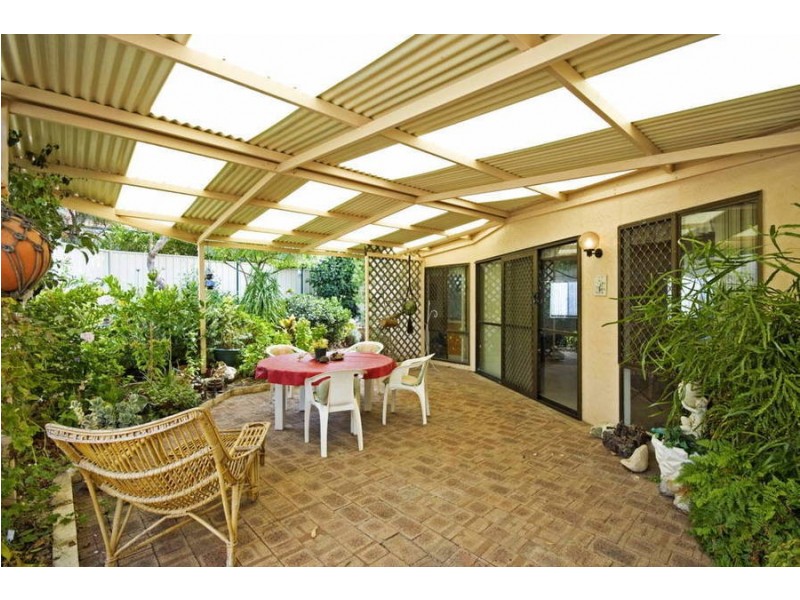 404 Marmion Street, Melville WA 6156