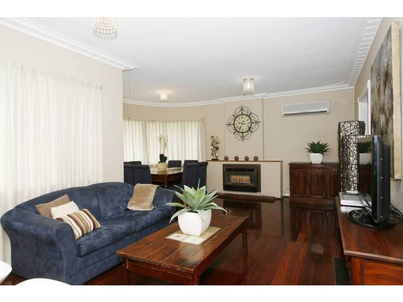 17 Bedford Road, Ardross WA 6153
