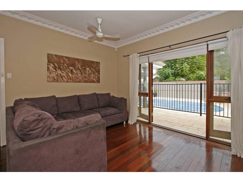 17 Bedford Road, Ardross WA 6153