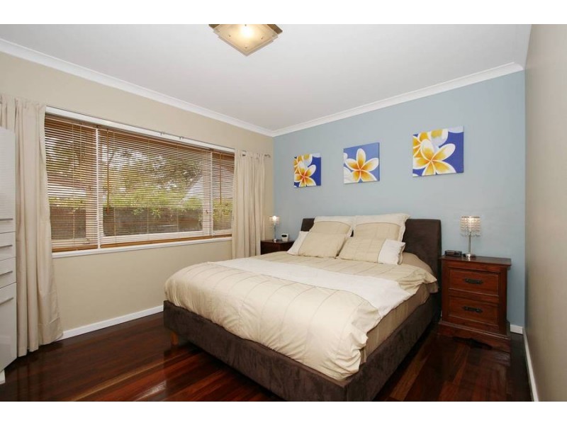 17 Bedford Road, Ardross WA 6153