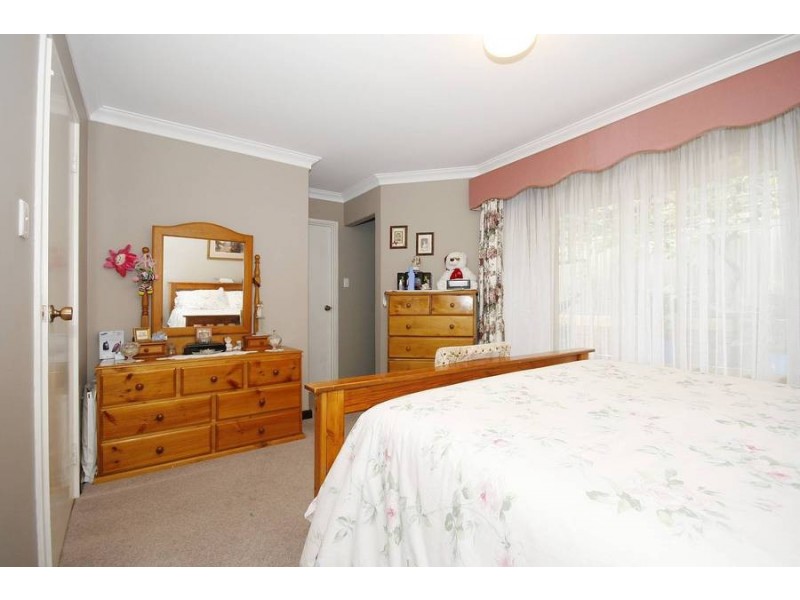 16 Hebbard St, Samson WA 6163