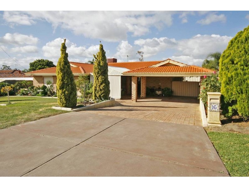 16 Hebbard St, Samson WA 6163