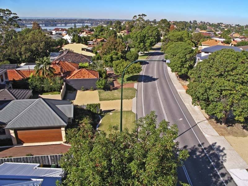 105 Reynolds Road, Mount Pleasant WA 6153