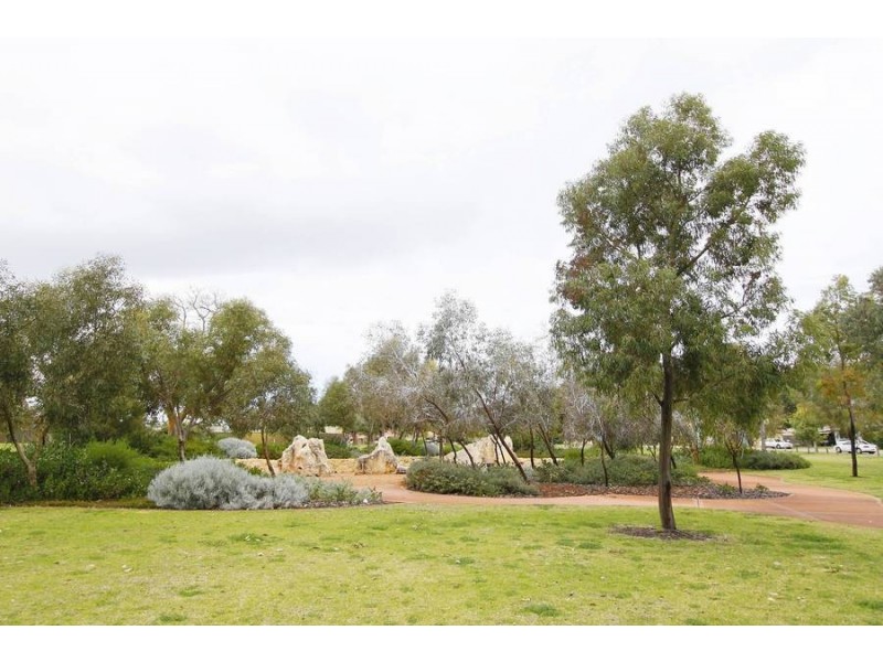 3/15 Selina St, Innaloo WA 6018