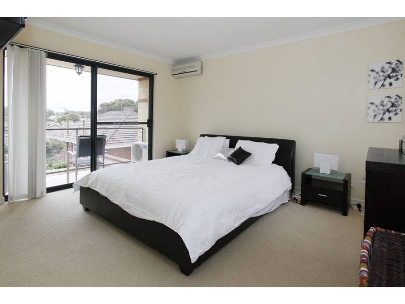 3/15 Selina St, Innaloo WA 6018