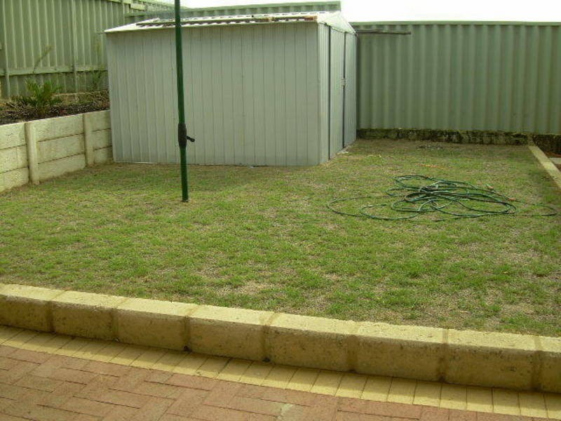 13 Waitch Loop, Beeliar WA 6164