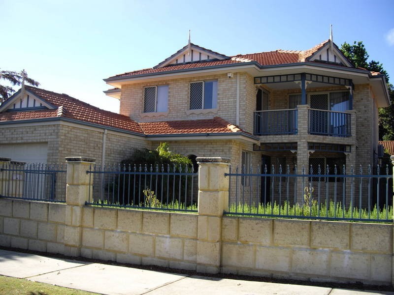 27 Queens Road, Mount Pleasant WA 6153