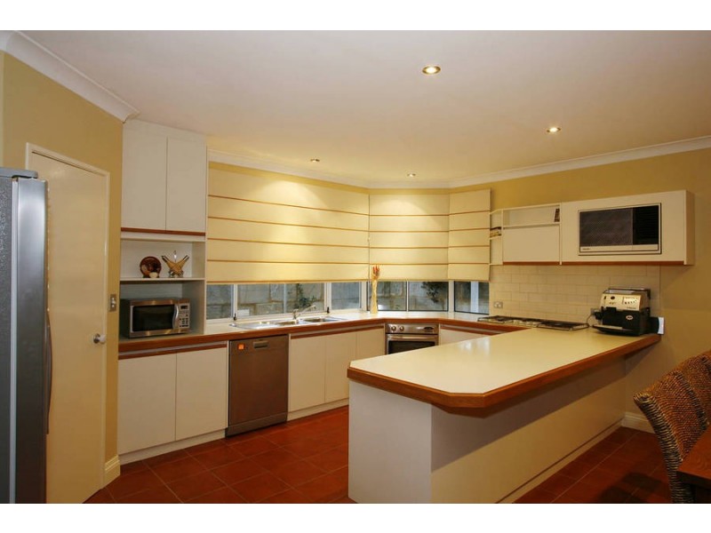 3 Norma Road, Alfred Cove WA 6154