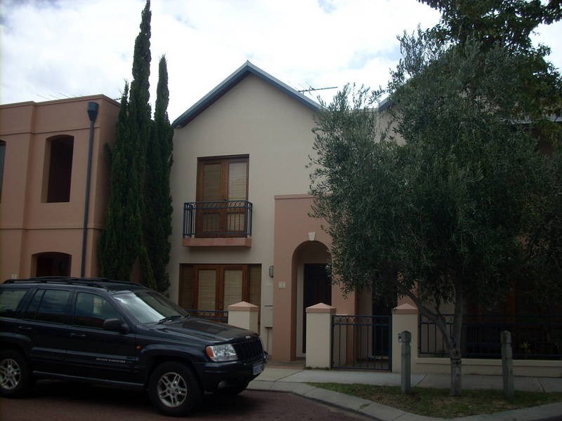 2/ 9 Swan Street, North Fremantle WA 6159